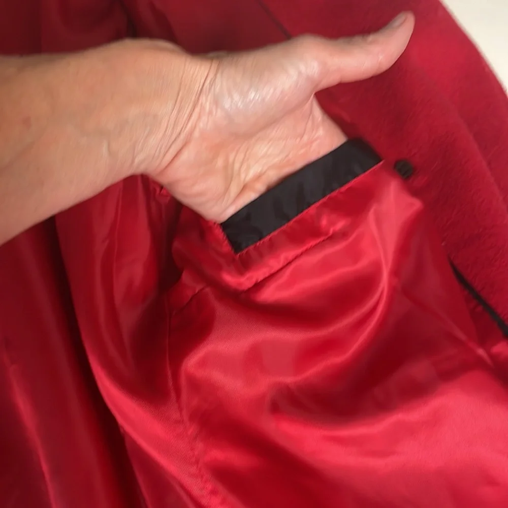 St. Johns Bay Red Wool Coat- front pockets- interior lining pocket- size Large - Picture 8 of 16